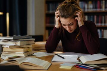 Latinum an der Uni: Wie vermeidet man den Prüfungsstress?